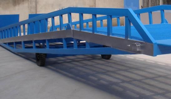 關(guān)于登車橋這種設(shè)備，一般可分為這4種形式！